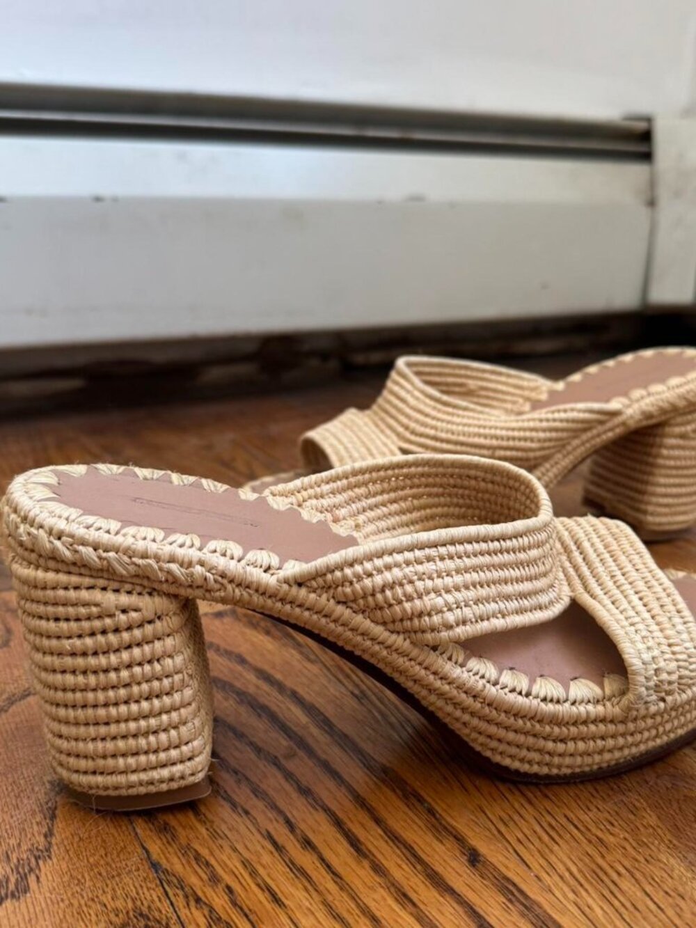 Carrie Forbes Modele Andre Sandals